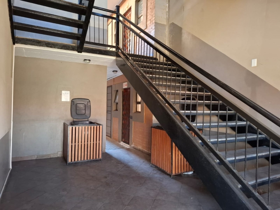 1 Bedroom Property for Sale in Vredenhof Sh Free State